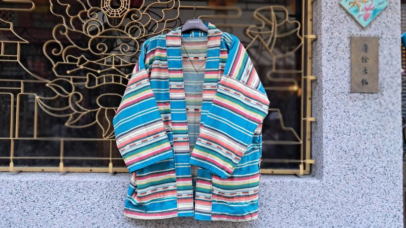 AMIN'S SHINY WORLD Lake Blue Mexican Rainbow Jacquard KIMONO - เสื้อโค้ทผู้ชาย - ผ้าฝ้าย/ผ้าลินิน หลากหลายสี