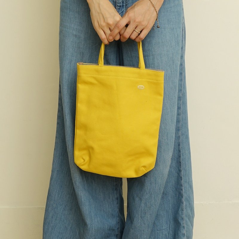 MOGU/canvas handbag/lemon yellow/gandan small bag - กระเป๋าถือ - ผ้าฝ้าย/ผ้าลินิน สีเหลือง