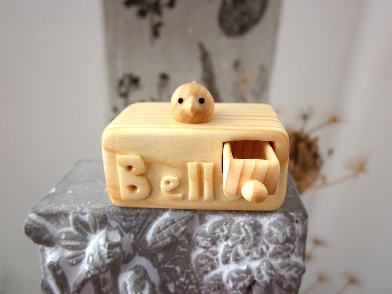 Miniature wooden drawer with little bird personalized with - 擺飾/家飾品 - 木頭 