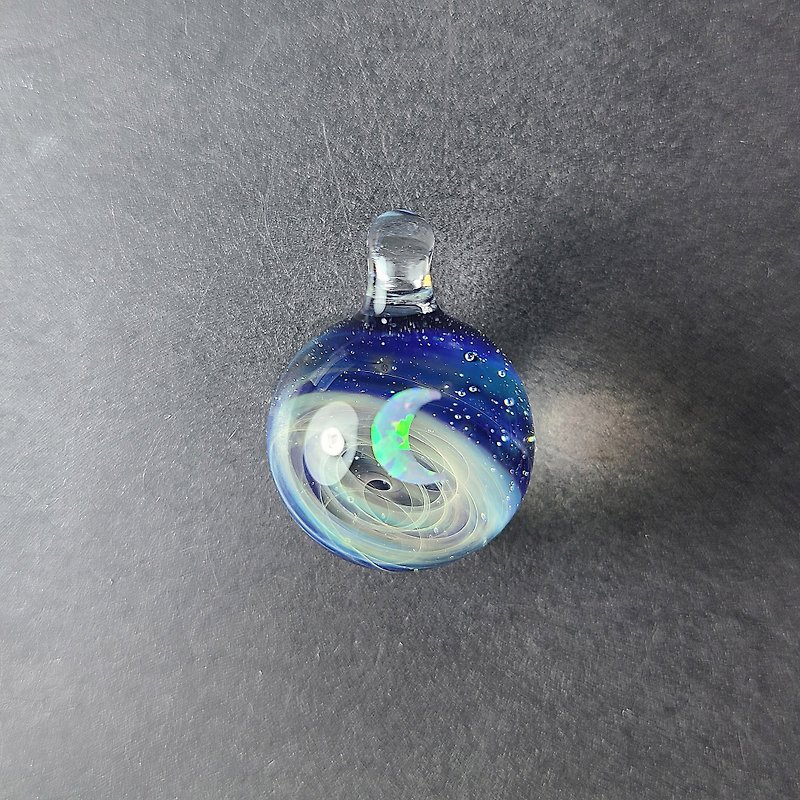 Moon Handmade Lampwork Glass Pendant - สร้อยคอ - แก้ว สีน้ำเงิน