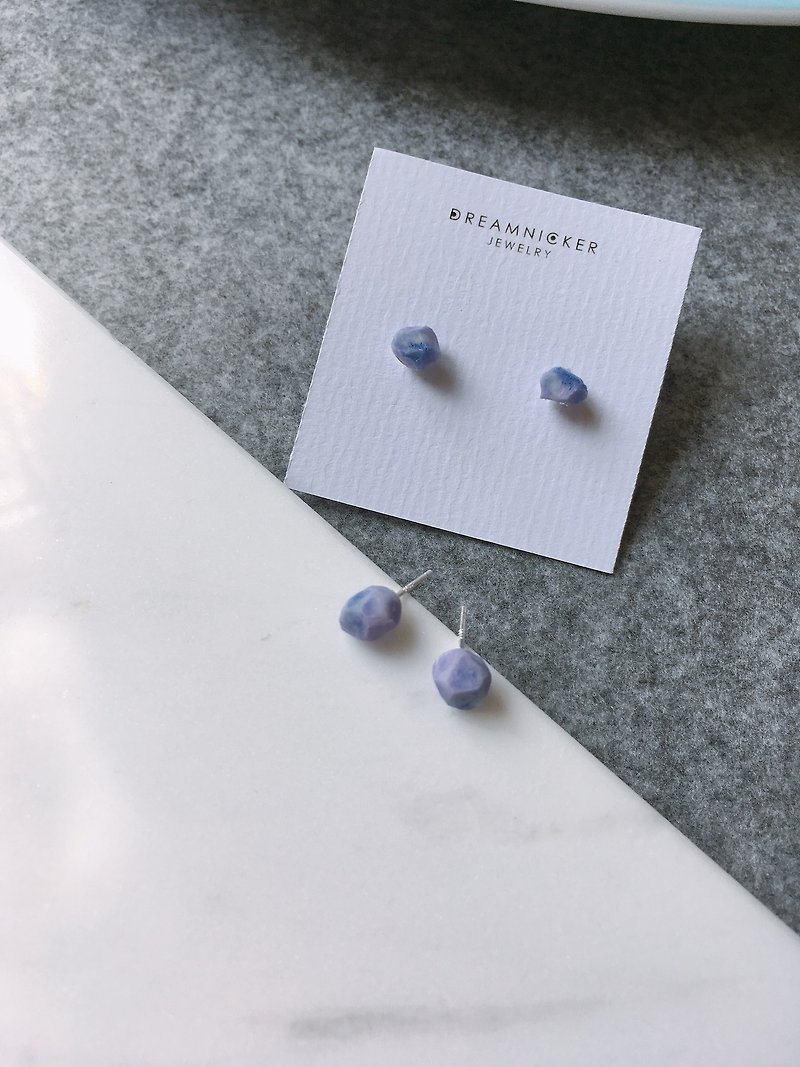 Lavender Lucky Stone Stud Earrings - ต่างหู - วัสดุอื่นๆ สีม่วง
