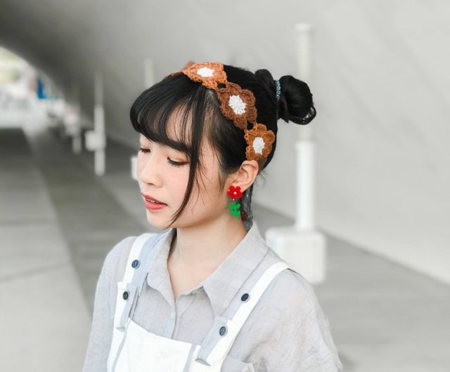 【タグ付き】45R かぎ針　ヘアバンド　フラワー　現行　お花　編み物　手編み Ravelry: Mollie flowers headband モリーの花のヘアバンド