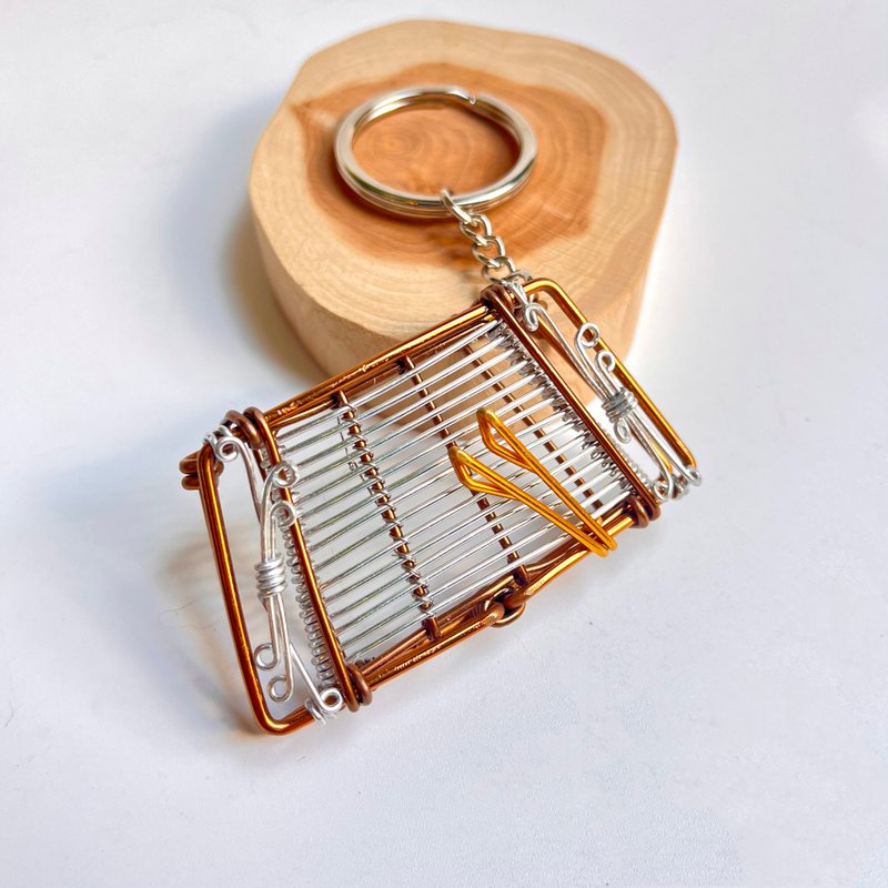 Wire lover 臺灣手作鋁線職人 鋁線樂器 揚琴 - 鑰匙圈/鑰匙包 - 鋁合金 多色