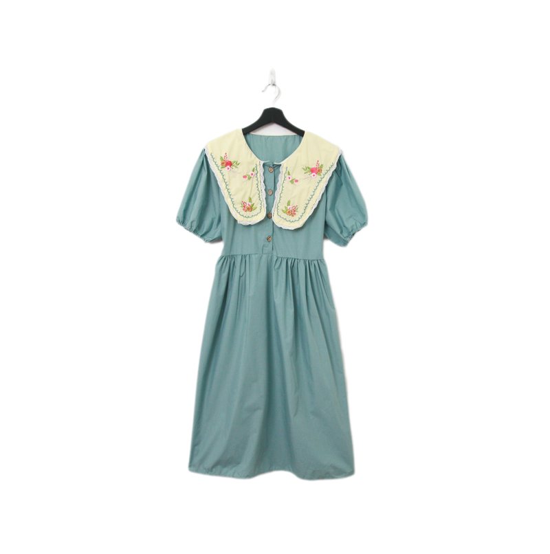 Back to Green-復古長洋裝 古典刺繡水手領 Ls-52//vintage dress - 洋裝/連身裙 - 棉．麻 