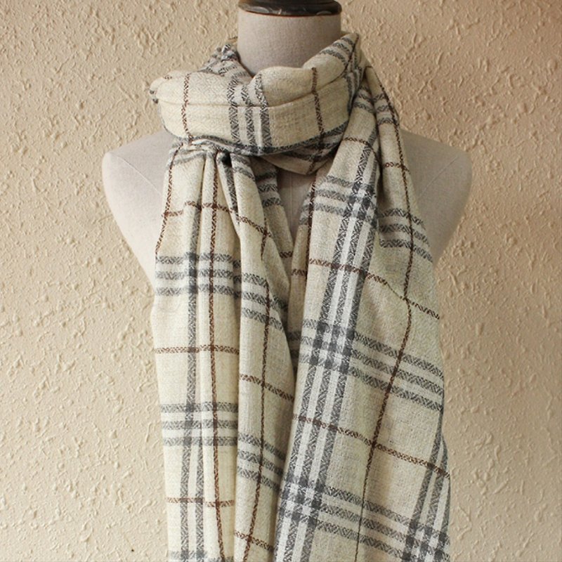 Nepal Cashmere cashmere scarf / shawl handmade woven elegant plaid Mother's Day gift - Knit Scarves & Wraps - Wool White