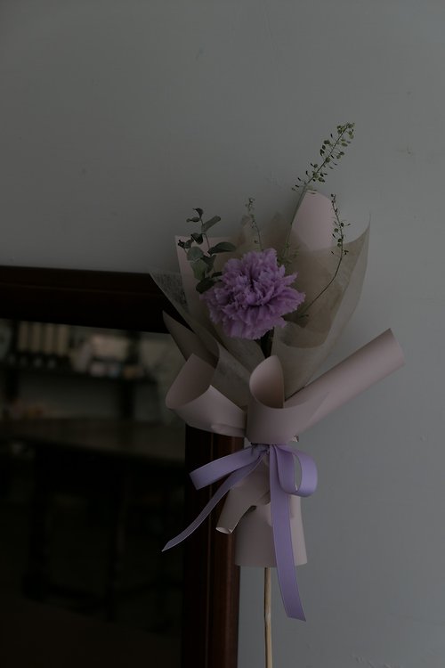 好花 【好花】紫永生康乃馨簡約仙女棒花束