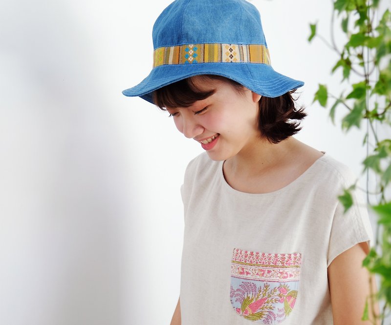 Tannin Fisherman Hat-Summer Fruit - หมวก - ผ้าฝ้าย/ผ้าลินิน สีน้ำเงิน