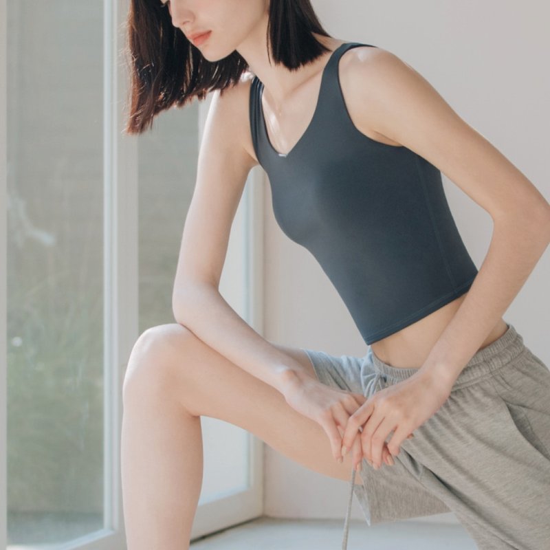 【MACACA】常夏日花3D背心 - AIE1142 黛藍 - 女運動上衣/背心 - 尼龍 藍色