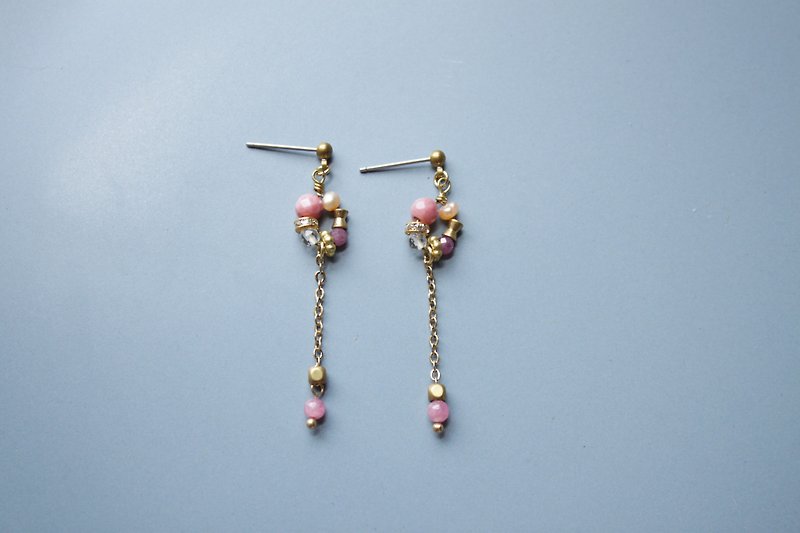 │小花園│耳環(花束版)-玫瑰石 - 耳環/耳夾 - 其他金屬 粉紅色