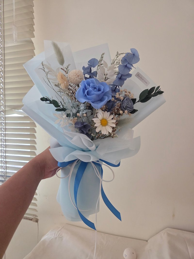 蘇打汽水。永生玫瑰小型花束 - 乾燥花/永生花 - 植物．花 