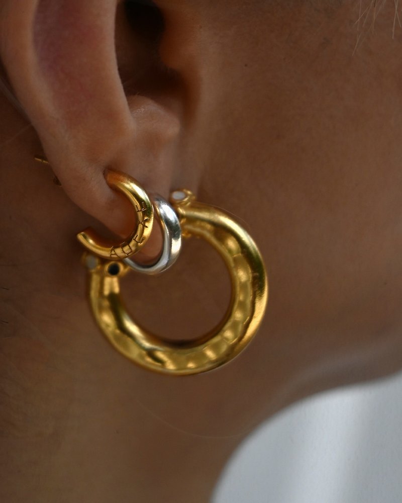 ADEXE Teeny Tiny Hoop 實心925純銀 18k金設計防銹防過敏耳環