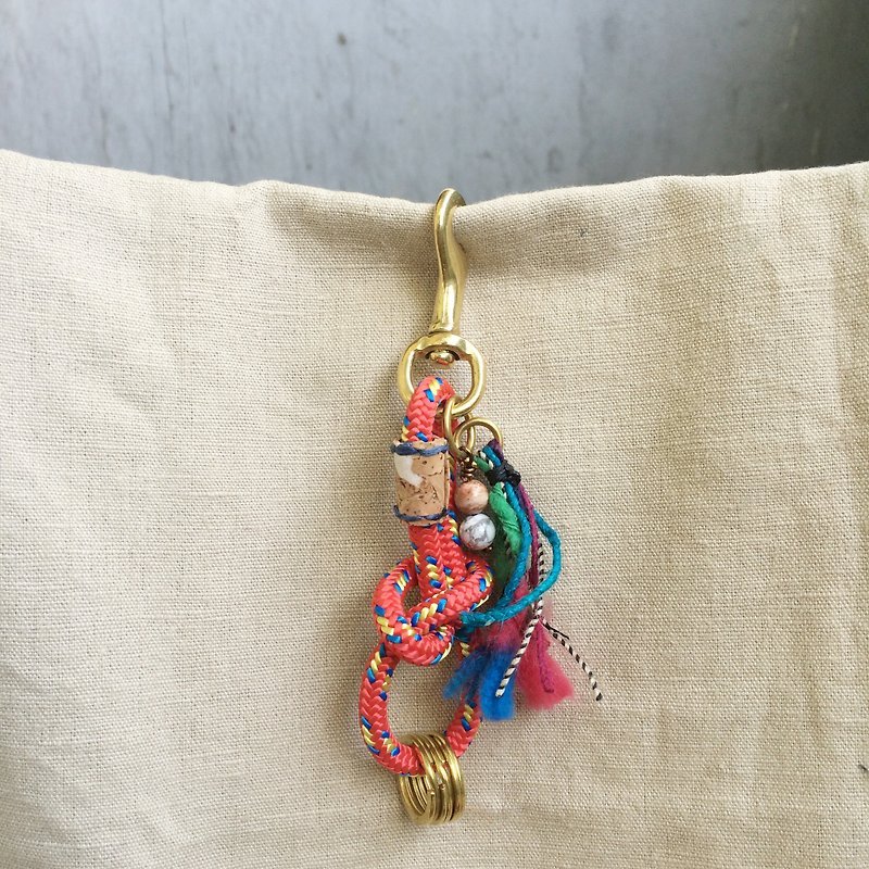 Ethnic climbing rope keychain ornaments Valentine's Day gift birthday present Christmas gifts Natural wire. Indian. - Other - Other Materials Red