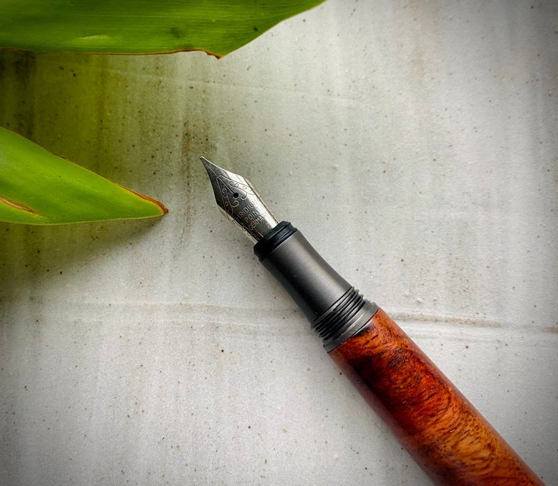 Burmese pear tree tumor material fountain pen (F tip) - ปากกาหมึกซึม - ไม้ 