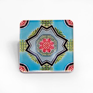 Cross cherry blossom Taiwan impression [old tile magnet coaster]