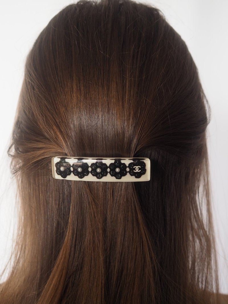 CHANEL COCO Lace Barrette White Black Vintage - Hair Accessories - Other Metals Black