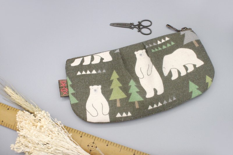 Out of print - Ping An Universal Bag - White Bear Forest, Japanese Short Fluff - กระเป๋าเครื่องสำอาง - ผ้าฝ้าย/ผ้าลินิน 