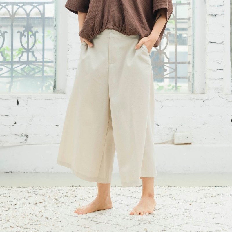 OMAKE single-button eight-quarter wide pants/cotton and linen original color - กางเกงขายาว - ผ้าฝ้าย/ผ้าลินิน ขาว