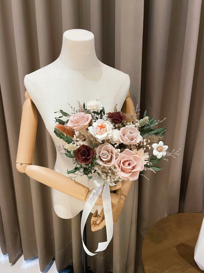 復古奶茶永生捧花 新娘捧花 結婚捧花 登記捧花 乾燥花捧花 - 乾燥花/永生花 - 植物．花 咖啡色