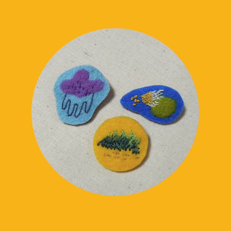 Several Fragments / Hand Embroidery Pin Set - เข็มกลัด/พิน - งานปัก สีส้ม