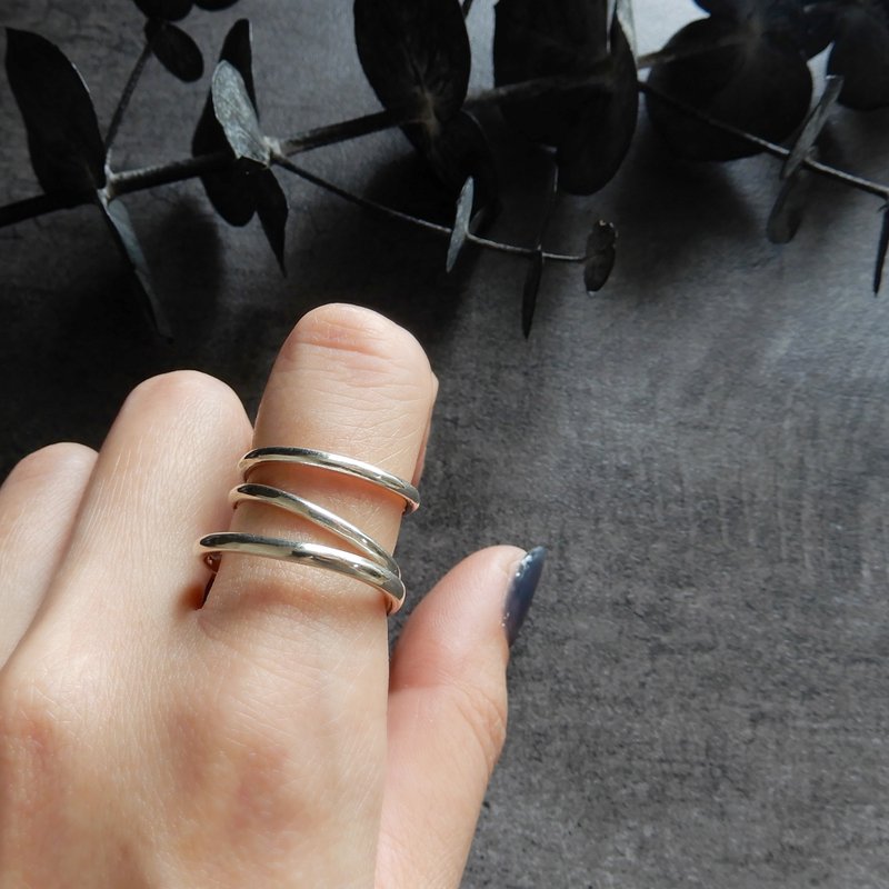 [adjustable] Loop ring / silver R055 - แหวนทั่วไป - เงินแท้ สีเงิน