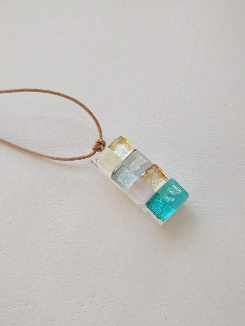checkered necklace (s size) - 項鍊 - 玻璃 藍色