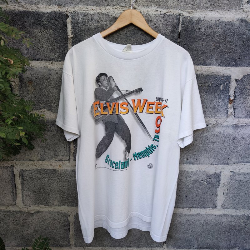 Vintage 1997 Elvis Week Graceland Memphis Rock Band T-Shirt - 男 T 恤 - 棉．麻 白色