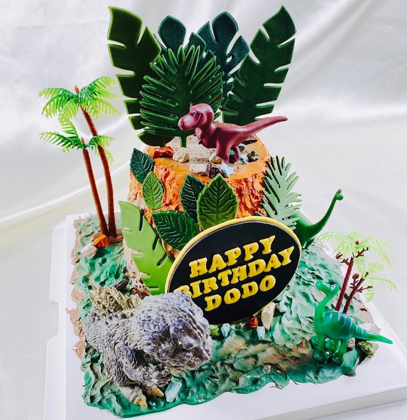 Godzilla Dinosaur birthday cake in the shape of customized cartoon fondant turns 1 year old 4 inches face-to-face - Cake & Desserts - Fresh Ingredients Green