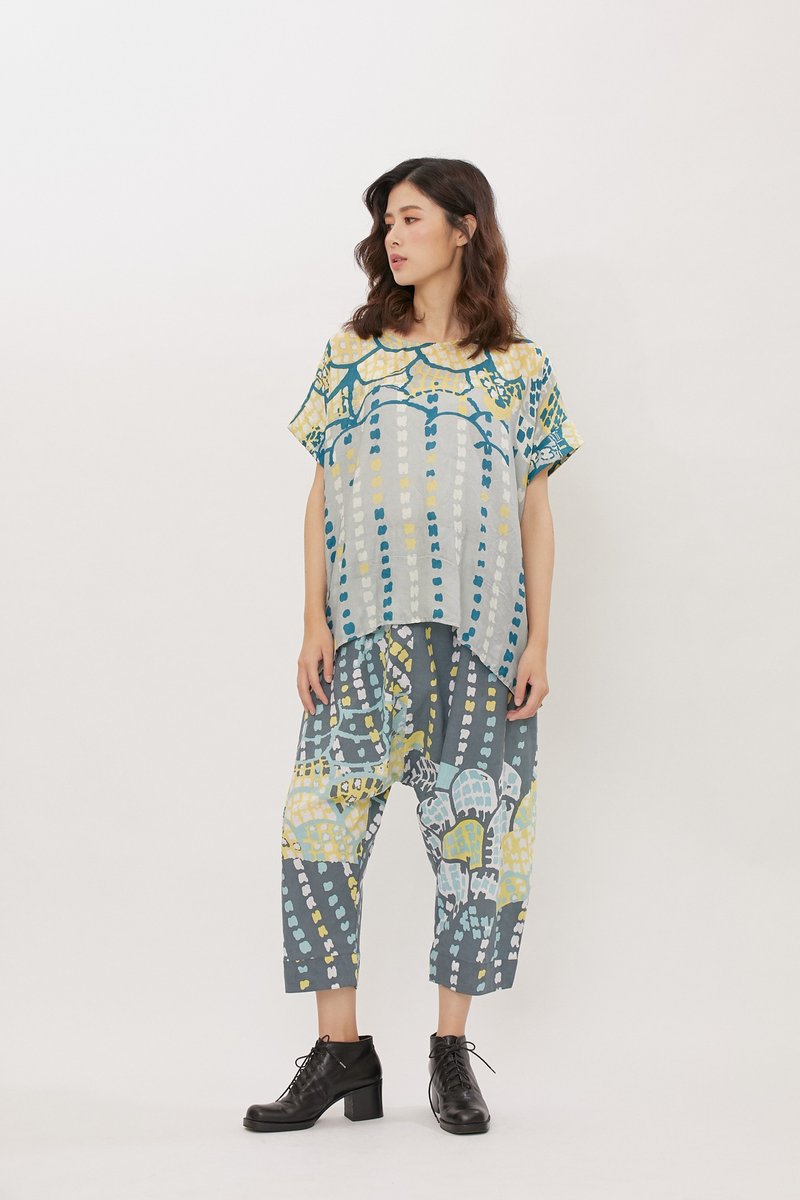 Square Top_Snow Rift Valley_Fair Trade - เสื้อผู้หญิง - ผ้าฝ้าย/ผ้าลินิน หลากหลายสี