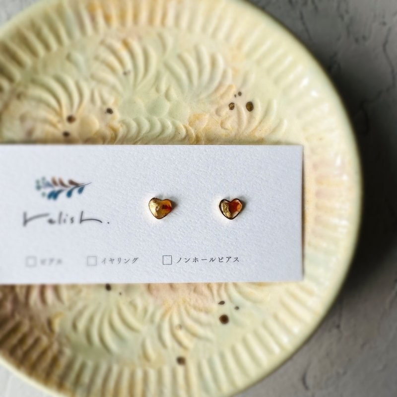 Heart sardonyx gold pierced earrings, non-pierced Clip-On, natural stone, orange, gold, small, tiny, simple, gift - ต่างหู - หิน สีส้ม