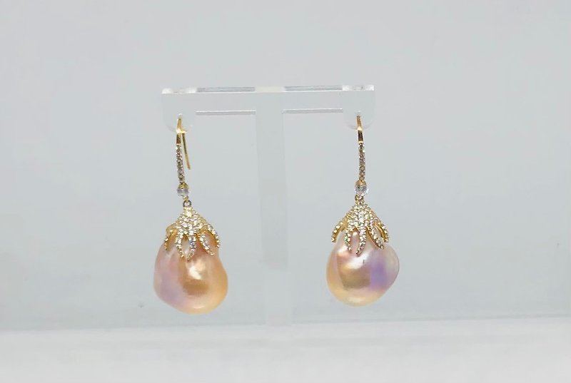 ไข่มุก ต่างหู - Natural Colored Baroque Pearl Fashion Earrings