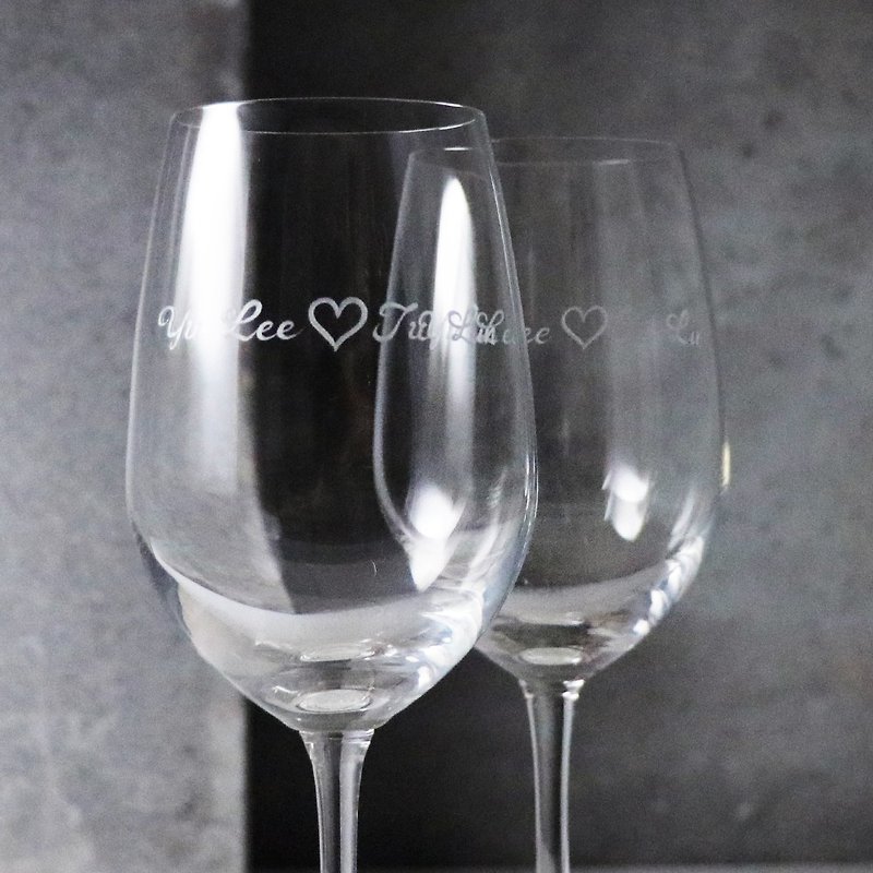 425cc (one pair price) [Marriage pair cups] Love for you Happy Wedding lettering wine glasses customized - แก้วไวน์ - แก้ว สีเทา
