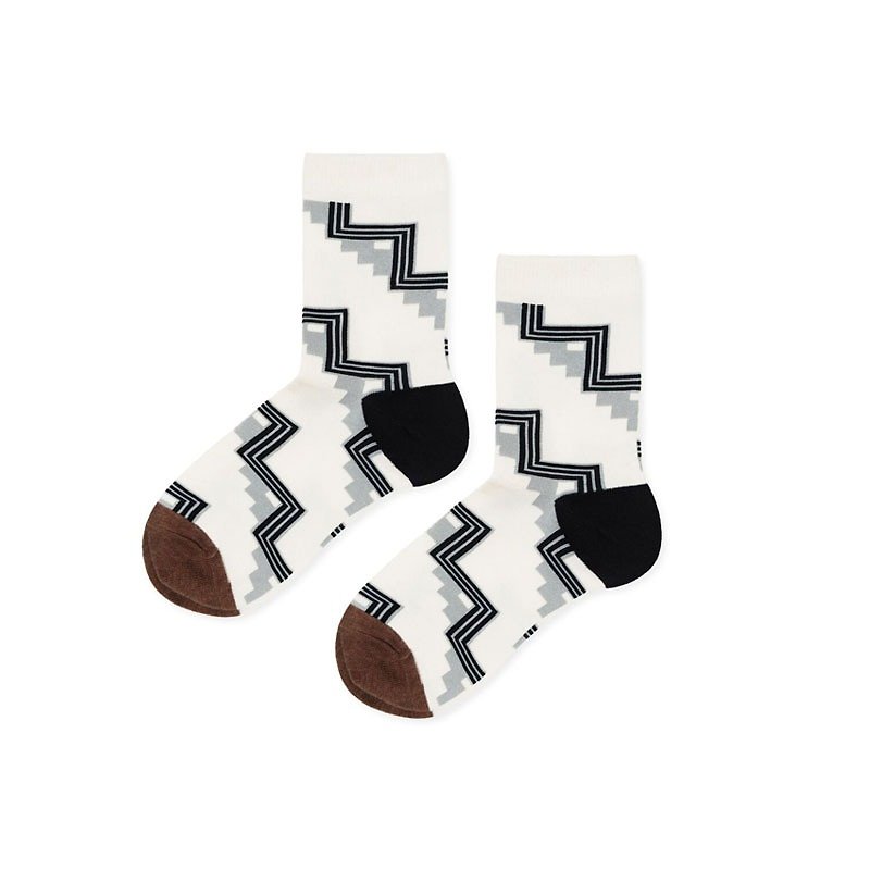 Hansel from Basel Geometric Stair Socks/Socks/Comfortable Cotton Socks/Ladies Socks - ถุงเท้า - กระดาษ ขาว