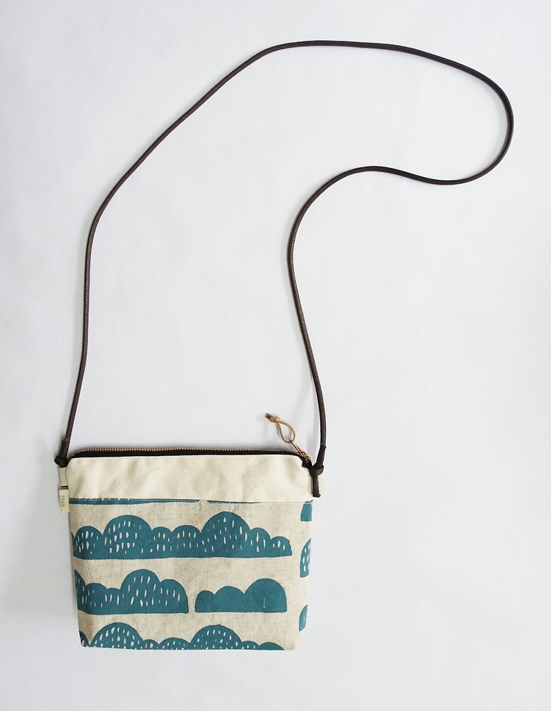 Small travel bag mountain type - Messenger Bags & Sling Bags - Cotton & Hemp Blue