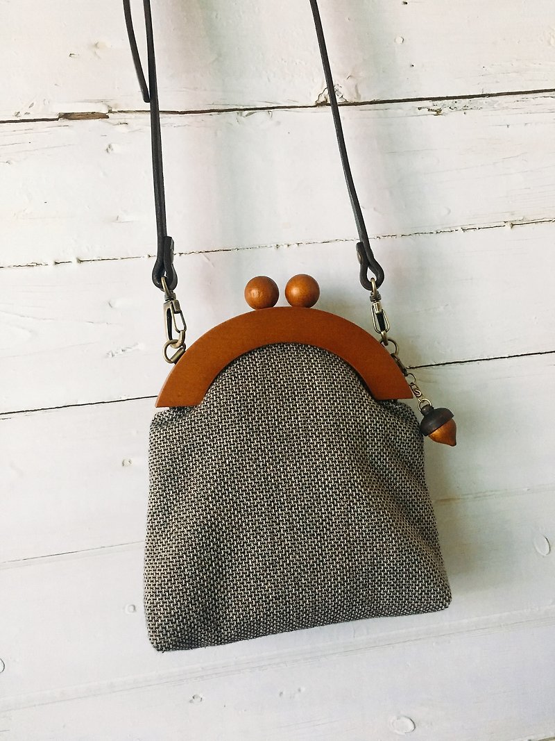 Autumn chestnut packet - Messenger Bags & Sling Bags - Cotton & Hemp Khaki