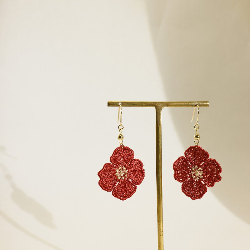 Hinageshi Embroidery Earrings Rose Red - Earrings & Clip-ons - Thread Red