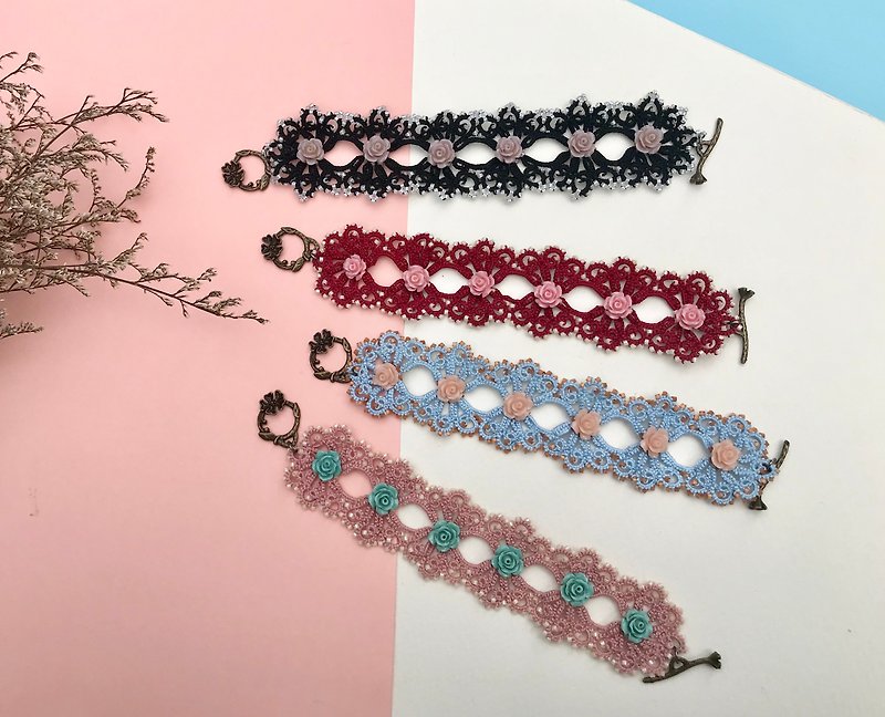 Tatted lace rose bracelet / Victorian style/ gift/ customize - Bracelets - Cotton & Hemp Multicolor