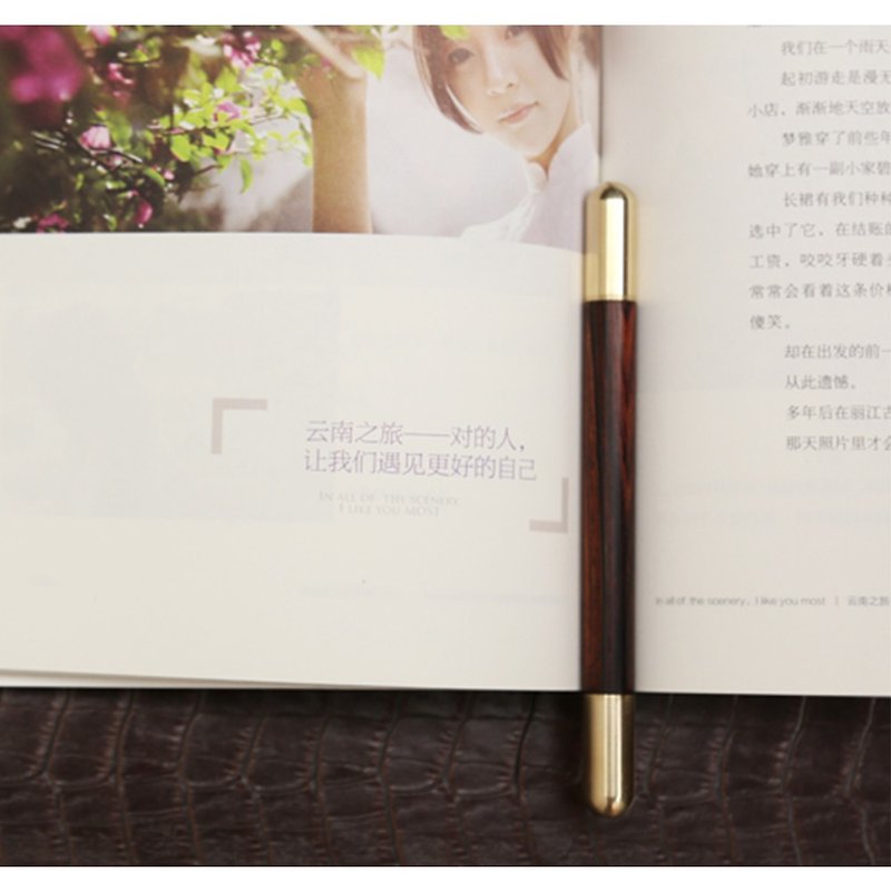 Five Hundred Years Stationery Series Ruyi Pen Xiangyun Block - กล่องใส่ปากกา - ไม้ สีส้ม