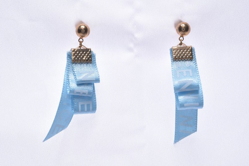 Wild letter handmade ribbon earrings (light blue) - ต่างหู - งานปัก สีน้ำเงิน