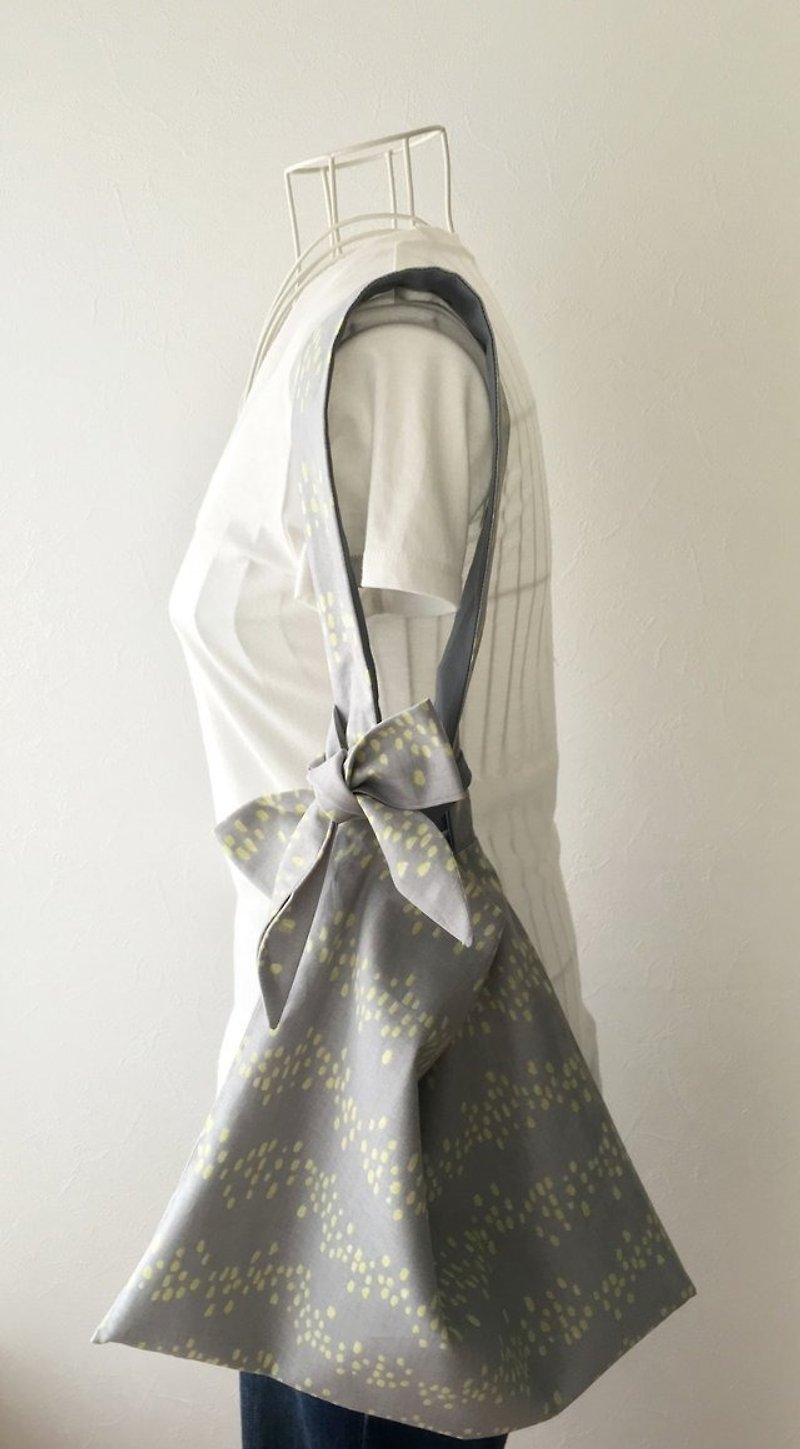 Scandinavian gray & yellow that can also be a large drawstring bag: tote bag - กระเป๋าแมสเซนเจอร์ - ผ้าฝ้าย/ผ้าลินิน สีเทา