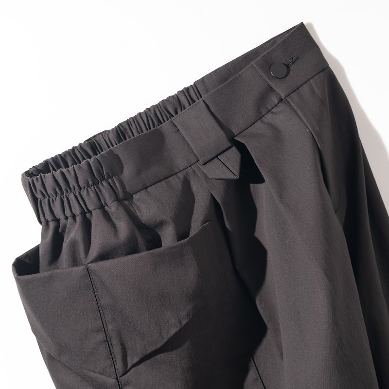Dark Brown Unisex Stretch Discount Shorts - กางเกงขาสั้น - ผ้าฝ้าย/ผ้าลินิน สีดำ