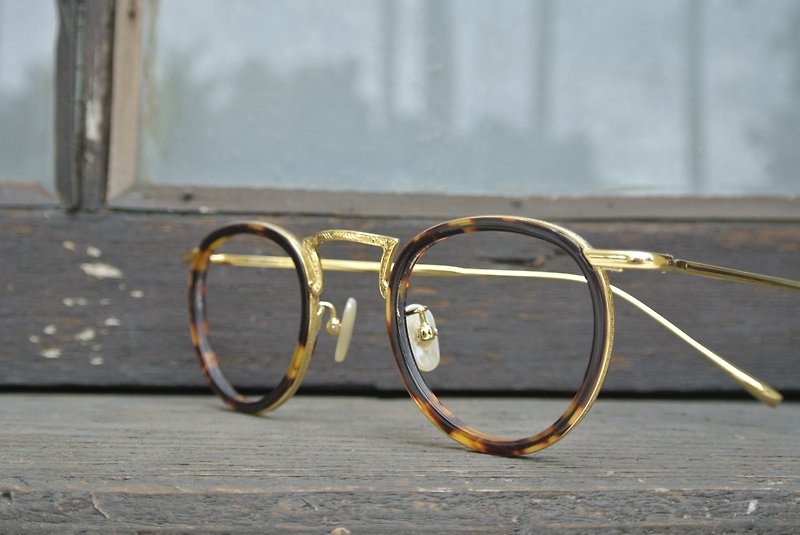 コハク新しいメガネレトロリムチタンシートX - 眼鏡・フレーム - その他の素材 ゴールド