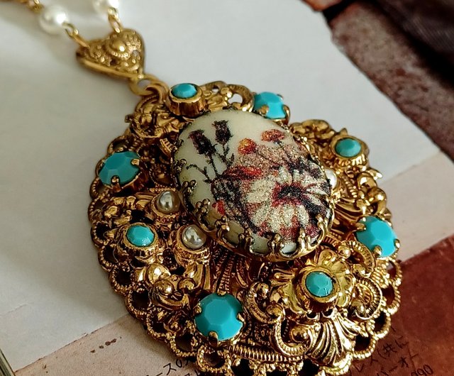 Vintage Jewelry