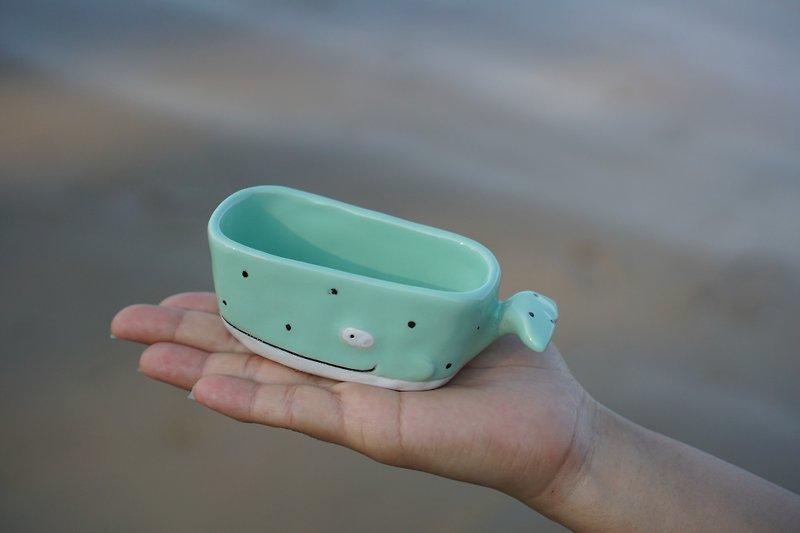 Little whale ceramic Plant Pots - 植栽/盆栽 - 陶 綠色