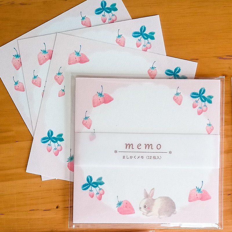 Strawberry Rabbit Square Memo - สมุดบันทึก/สมุดปฏิทิน - กระดาษ สึชมพู