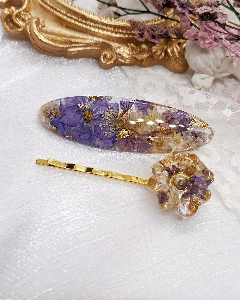 Handmade Resin Hairclips with Real Dried Flowers - 髮夾/髮飾 - 樹脂 