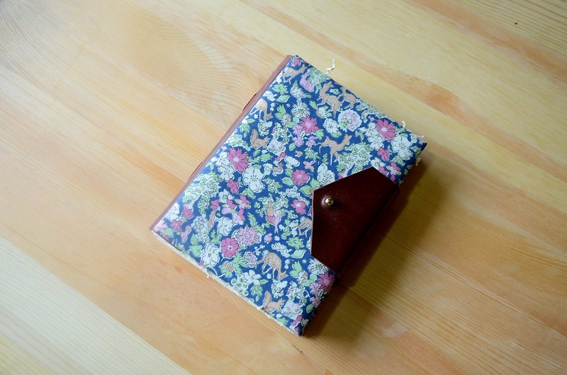 Deer Flowers / hand notebook / diary / notepad / album / PDA / leather / leather backs / Christmas gift - สมุดบันทึก/สมุดปฏิทิน - กระดาษ สีน้ำเงิน