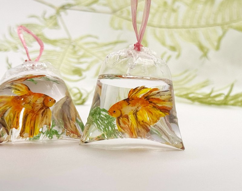 Koi Halfmoon Betta - ของวางตกแต่ง - วัสดุอื่นๆ สีส้ม