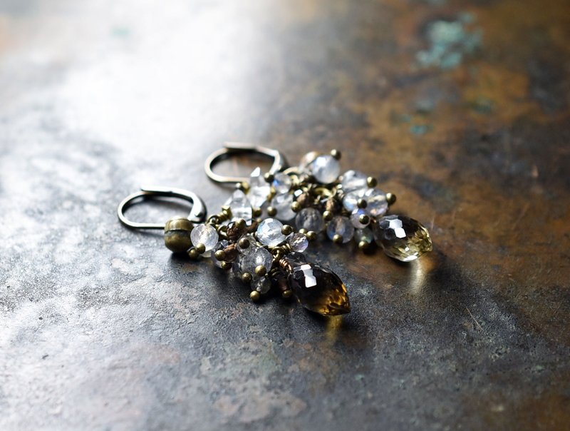 Smoky Quartz, Luxurious Labradorite, Herkimer Diamond, and Tribal Bell Earrings - ต่างหู - เครื่องเพชรพลอย สีนำ้ตาล