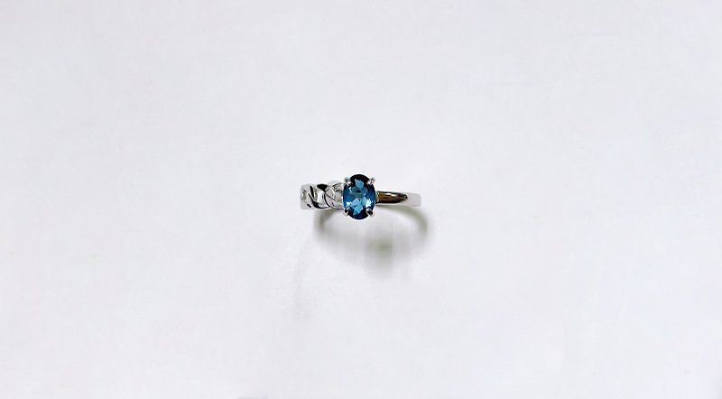 倫敦藍 拓帕石戒指 925純銀 手工鑲嵌 - 戒指 - 寶石 