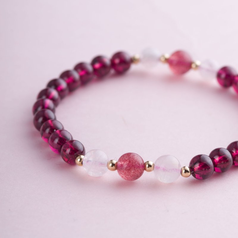 Red Garnet, Strawberry Rose Quartz, Moonstone 14K Gold Filled Findings Natural G - สร้อยข้อมือ - เครื่องประดับพลอย สีแดง